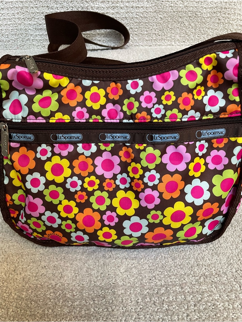 VTG LeSportsac Classic Deluxe Hobo Bag – Rare Retro Flower Power Print Crossbod